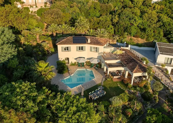 Cigales Villa Roquebrune-sur Argens